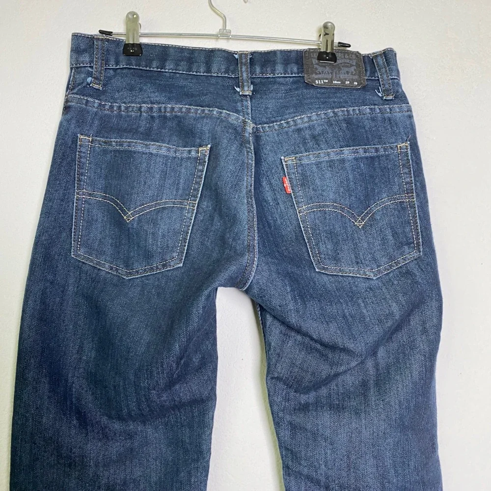 Levi's 511 Slim Fit Jeans Men 29x29 Dark Wash Straight Leg Denim Normcore Casual